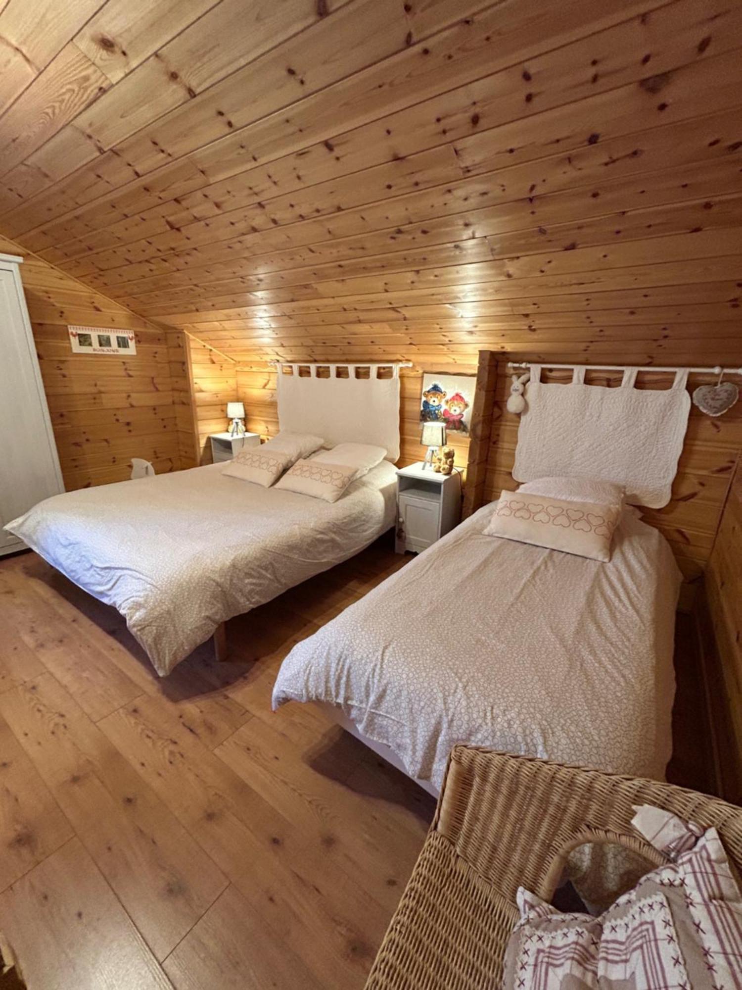 Chalet Les Ecureuils 圣纳博尔德 外观 照片